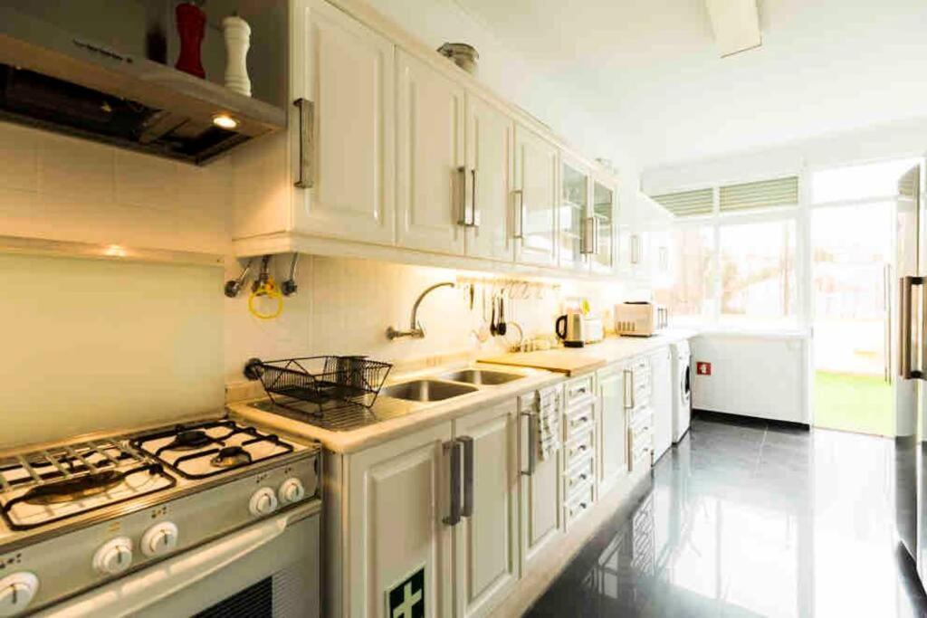 Ola Lisbon - Belem 4 Apartment Bagian luar foto